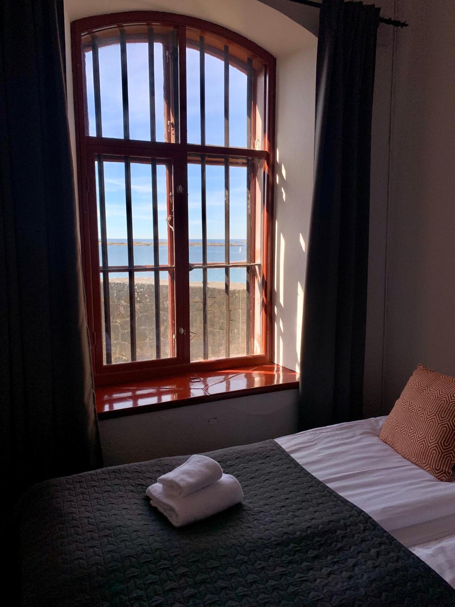 Bed and Breakfast Faestningens à Varberg Chambre photo